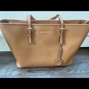 Michael Kors Tote